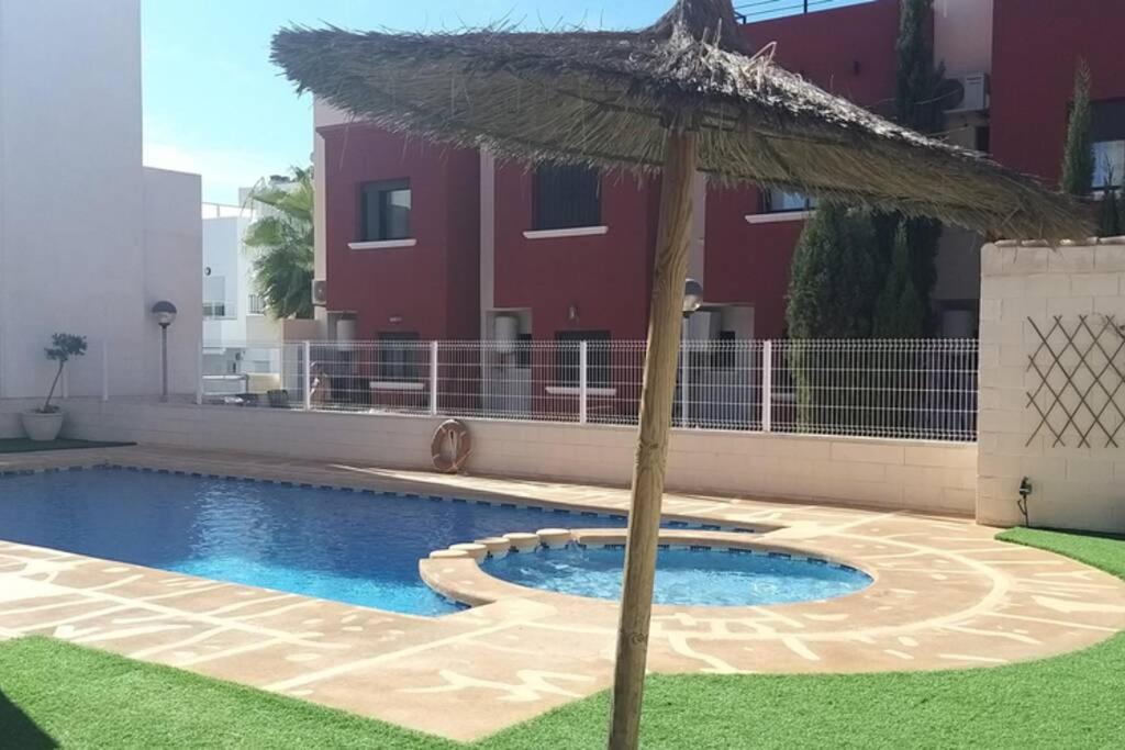 Apartamento Modern Townhouse In Torrevieja, Costa Blanca Exterior foto