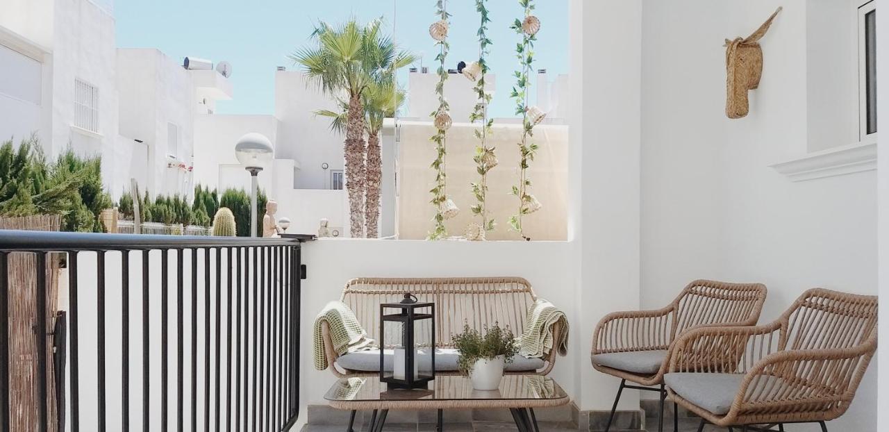 Apartamento Modern Townhouse In Torrevieja, Costa Blanca Exterior foto